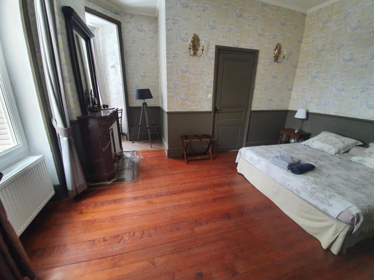 Chateau De Bonnevaux Villeneuve-de-Marc エクステリア 写真